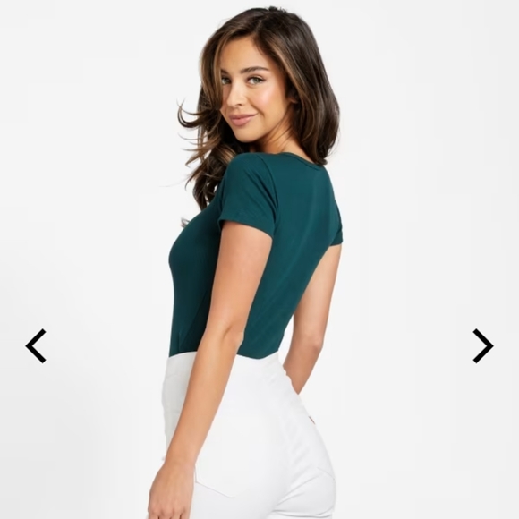 NWT Guess Women's Short Sleeves Rib Knit Top Color Dark Jade Size Medium - Picture 2 of 4